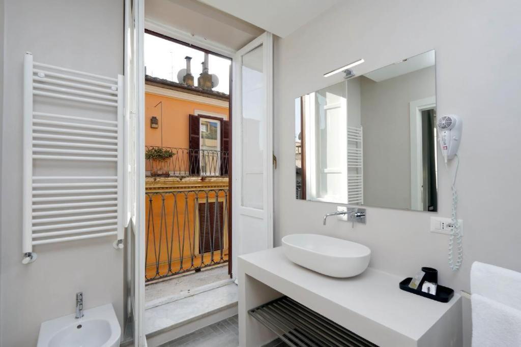 Boutique Suites Della Croce Рим Екстер'єр фото