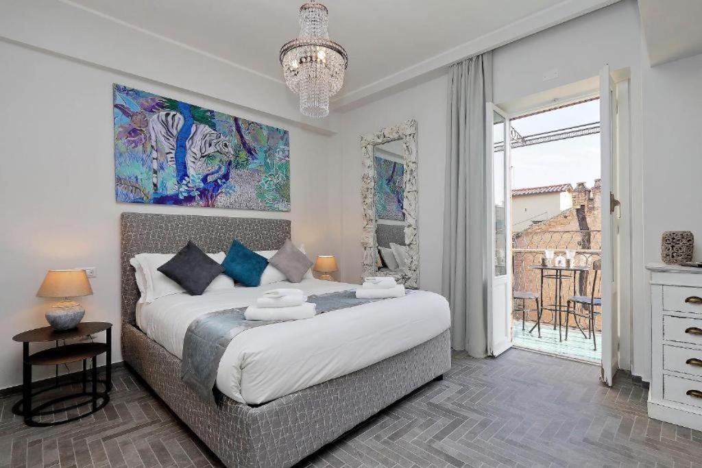 Boutique Suites Della Croce Рим Екстер'єр фото