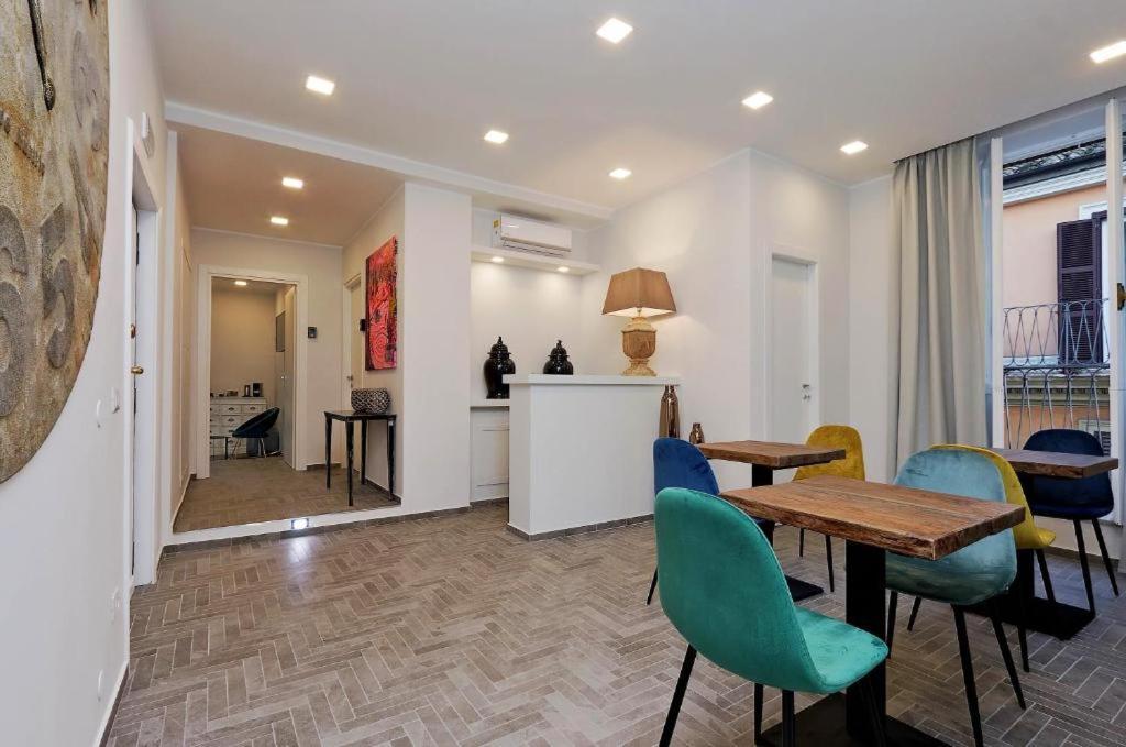 Boutique Suites Della Croce Рим Екстер'єр фото