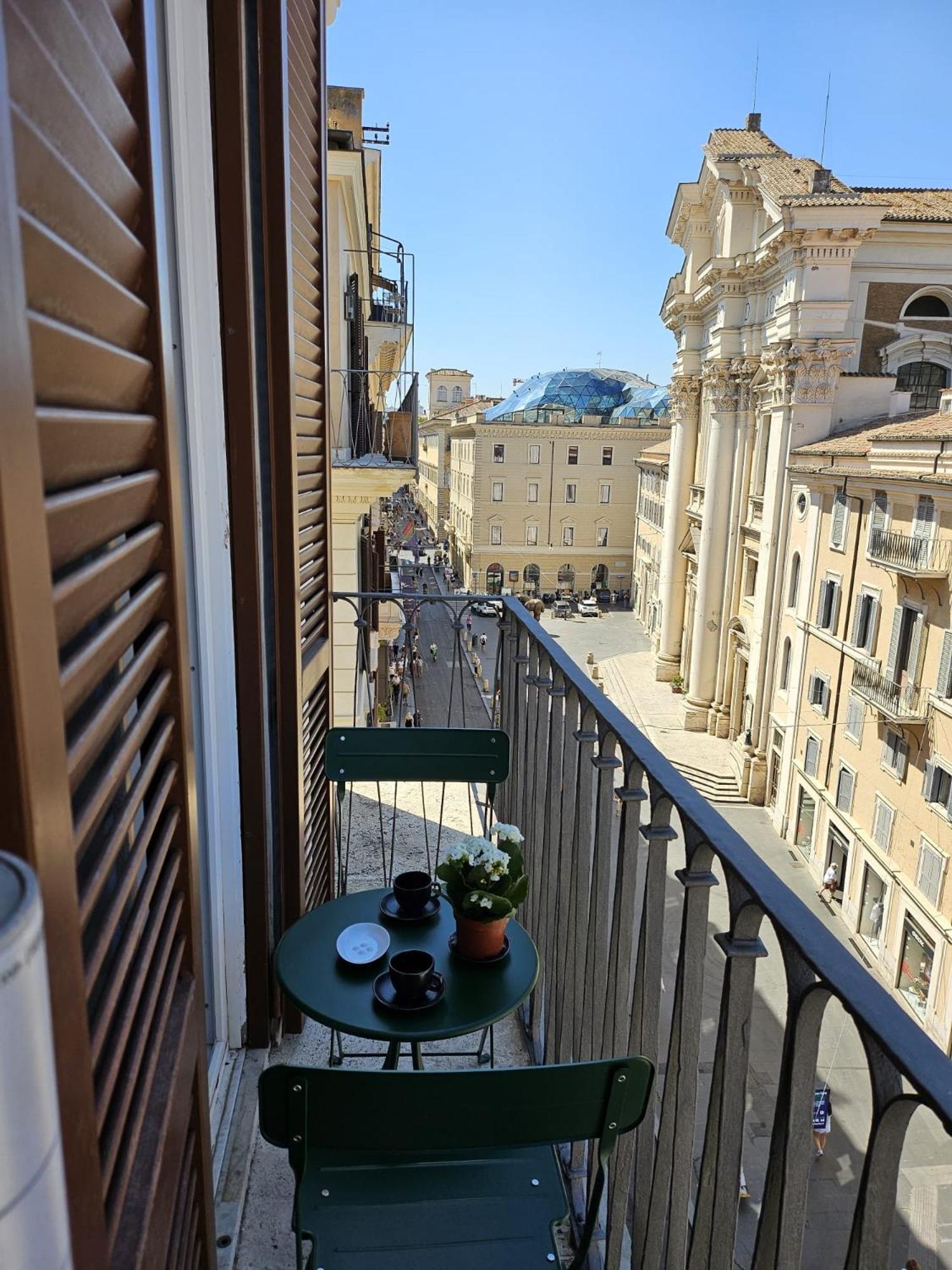 Boutique Suites Della Croce Рим Екстер'єр фото